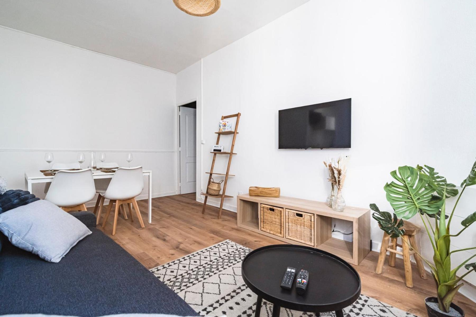 Le Cosy - Charmant 2 Chambres - Hyper Centre Reims Exterior photo